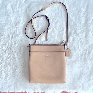 Coach bag like new 8x9 genuine brand